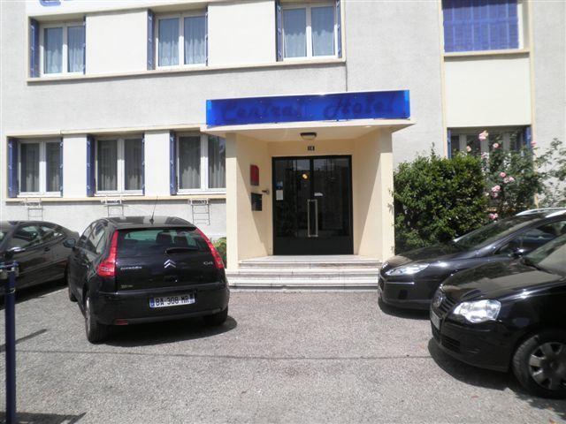 Central Hotel Saint-Priest  Dış mekan fotoğraf